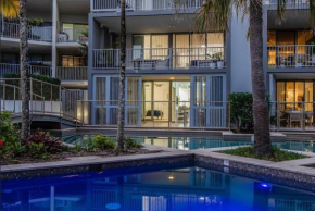 Serene 3 Bedroom Poolside Retreat at Drift